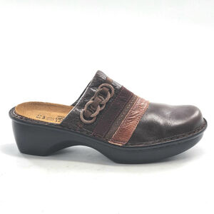 NAOT NWOB Belize Brown Burgundy Leather Mules & Clogs Size 7